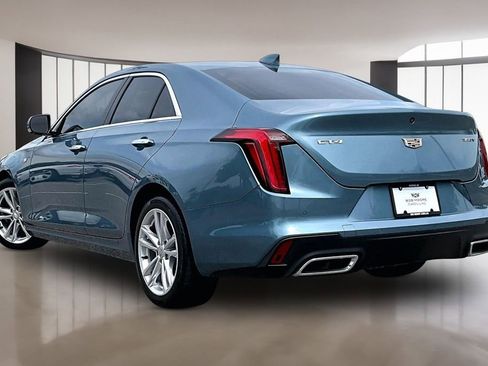 Used 2023 Cadillac CT4 Luxury RWD image 12