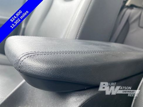 Used 2023 Buick Encore GX Essence w/ Experience Buick Package image 22