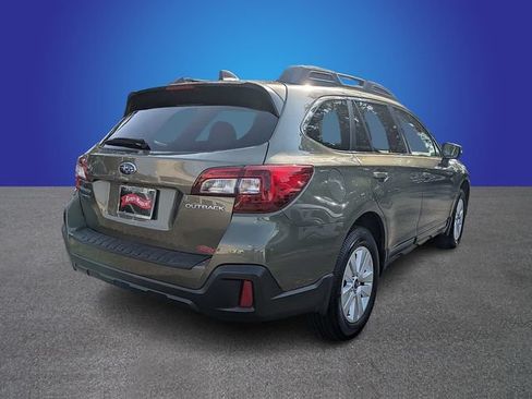 Used 2018 Subaru Outback 2.5i Premium AWD/4WD image 7