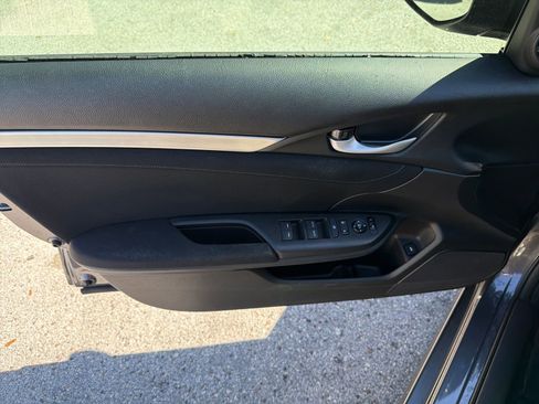 Used 2017 Honda Civic EX image 17