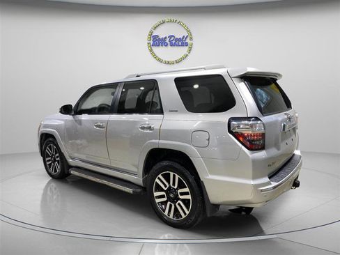 Used 2016 Toyota 4Runner Limited AWD/4WD image 3