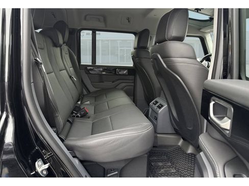 Used 2024 INEOS Grenadier AWD/4WD image 18