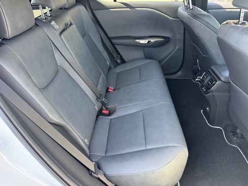Used 2025 Lexus RZ 300e FWD image 8