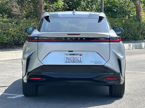 Certified 2023 Lexus RZ 450e Premium w/ Technology Package image 9