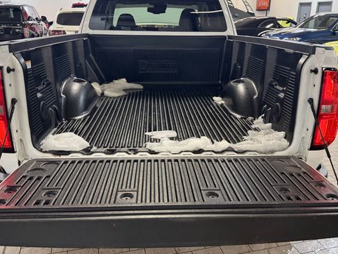 Used 2022 Chevrolet Colorado LT w/ Fleet Safety Package image 34