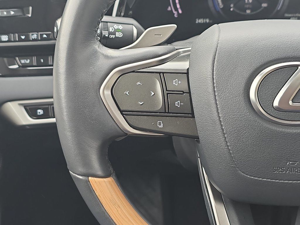 Used 2024 Lexus RX 350 w/ Technology Package AWD/4WD image 20