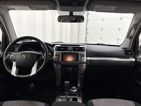 Used 2018 Toyota 4Runner SR5 AWD/4WD image 14