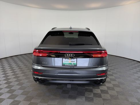 Used 2019 Audi Q8 Prestige AWD/4WD image 9