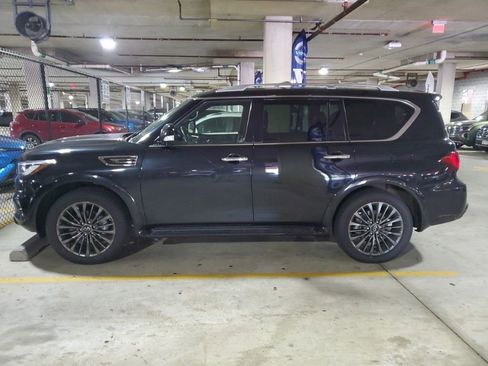 Used 2024 INFINITI QX80 Sensory AWD/4WD image 12