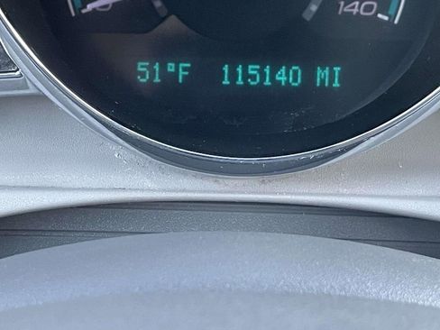 Used 2011 Chevrolet Malibu LS image 25