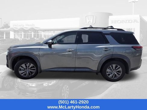 Used 2022 Nissan Pathfinder SV FWD image 6