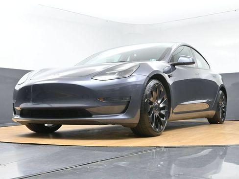 Used 2023 Tesla Model 3 Performance AWD/4WD image 9