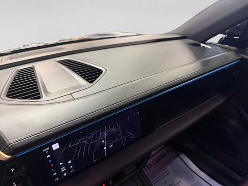 Used 2024 Porsche Macan 4 Electric image 35