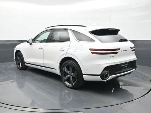 Used 2023 Genesis GV70 3.5T Sport w/ Sport Prestige Package AWD/4WD image 3