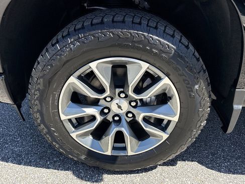 New 2026 Chevrolet Silverado 1500 RST w/ Z71 Off-Road Package AWD/4WD image 9