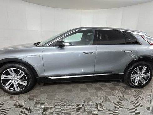 Used 2024 Cadillac Lyriq Tech RWD image 6