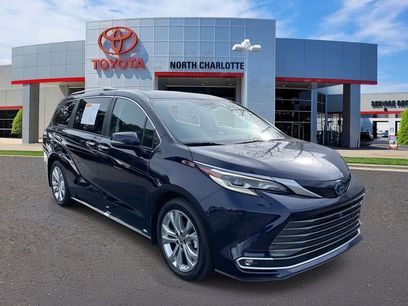 Used 2023 Toyota Sienna Platinum