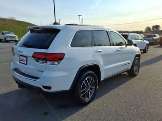 Used 2020 Jeep Grand Cherokee Limited w/ Trailer Tow Group IV video 3