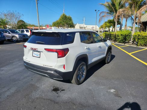 Used 2025 GMC Terrain Elevation image 5