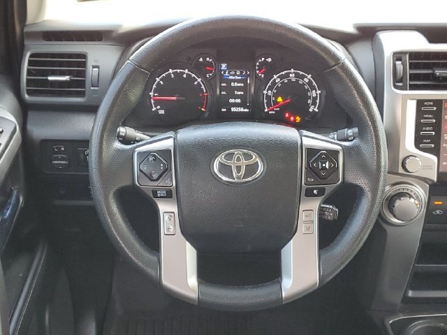 Used 2021 Toyota 4Runner SR5 Premium AWD/4WD image 34