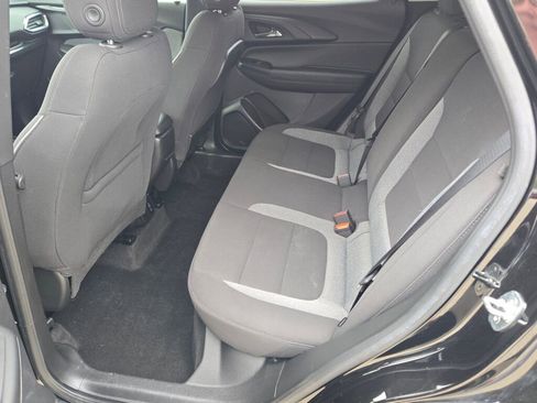 Used 2021 Chevrolet TrailBlazer LT w/ Convenience Package FWD image 14
