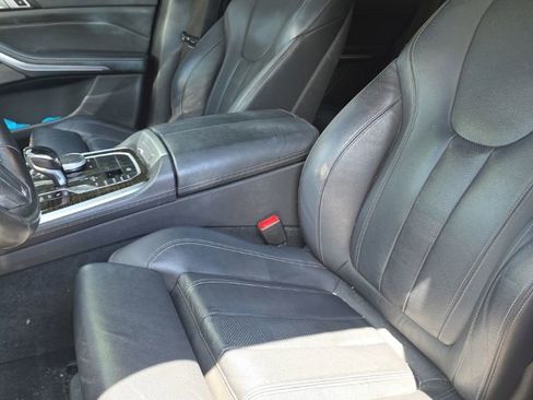 Used 2020 BMW X5 sDrive40i w/ M Sport Package RWD image 2