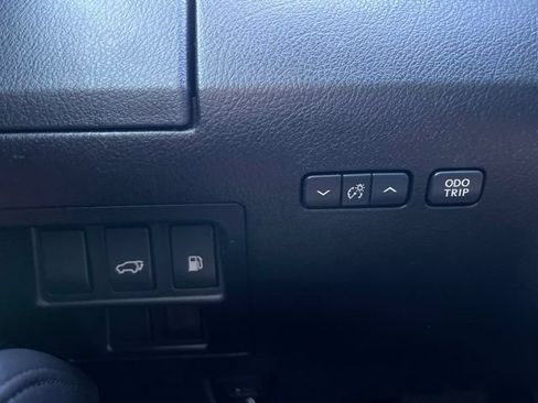 Used 2012 Lexus RX 350 AWD w/ Premium Pkg image 24