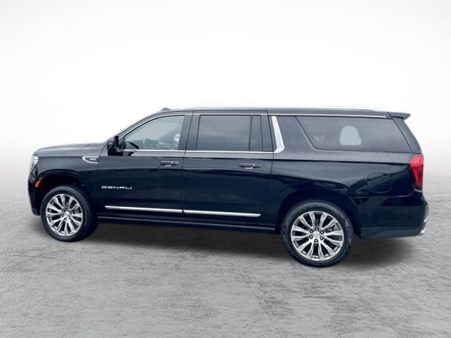 Used 2021 GMC Yukon XL Denali w/ Denali Ultimate Package AWD/4WD image 5