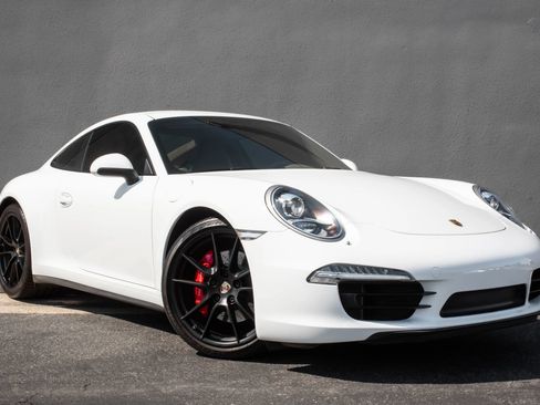 Used 2013 Porsche 911 Carrera 4S AWD/4WD image 5
