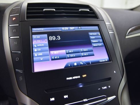 Used 2014 Lincoln MKZ AWD image 21