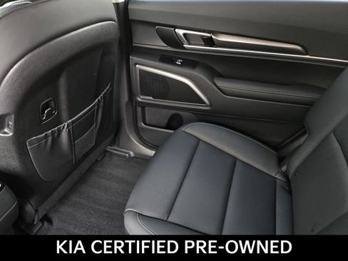 Certified 2025 Kia Telluride S FWD image 17