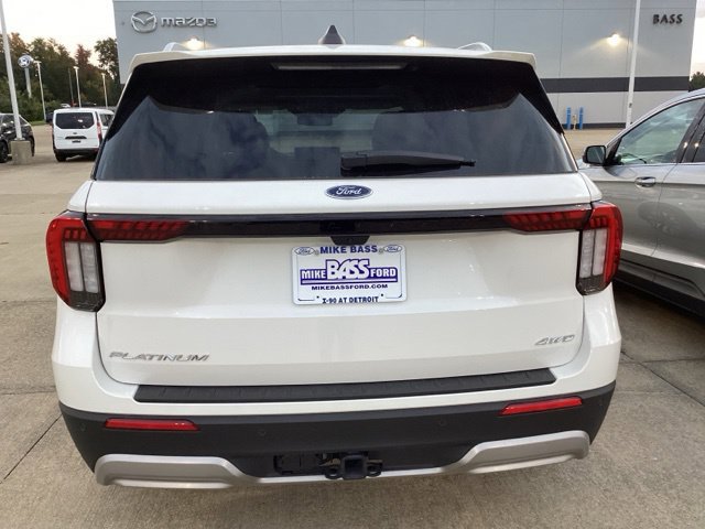 Used 2026 Ford Explorer Platinum w/ LUX Leather Package AWD/4WD image 13