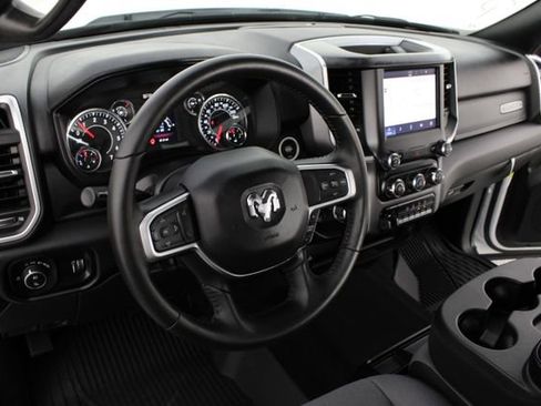 Used 2024 RAM 2500 Big Horn w/ Protection Group AWD/4WD image 8