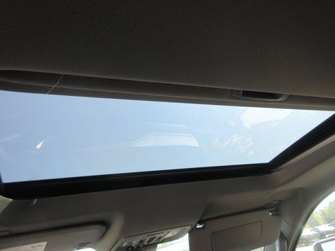 New 2026 GMC Sierra 2500 Denali w/ Denali Reserve Package image 15