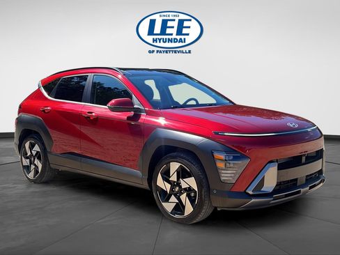 Certified 2025 Hyundai Kona Limited FWD image 1