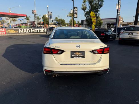 Used 2022 Nissan Altima 2.5 SR FWD image 7