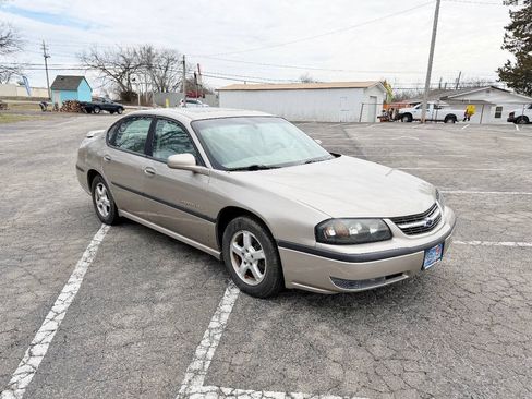Used 2003 Chevrolet Impala LS w/ Preferred Equipment Group FWD image 3