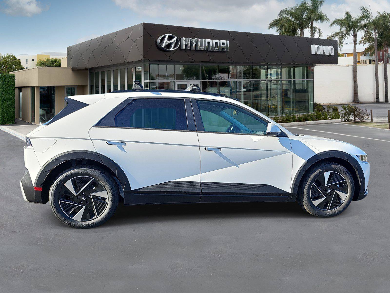 New 2027 Hyundai Ioniq 5 SEL RWD image 2