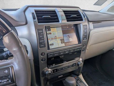 Used 2016 Lexus GX 460 w/ Premium Package AWD/4WD image 20