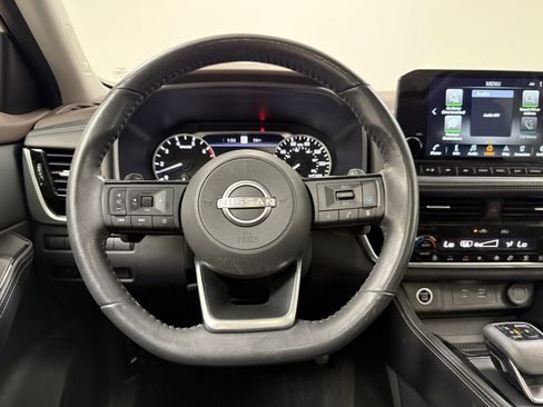 Used 2022 Nissan Rogue SL w/ SL Premium Package image 21