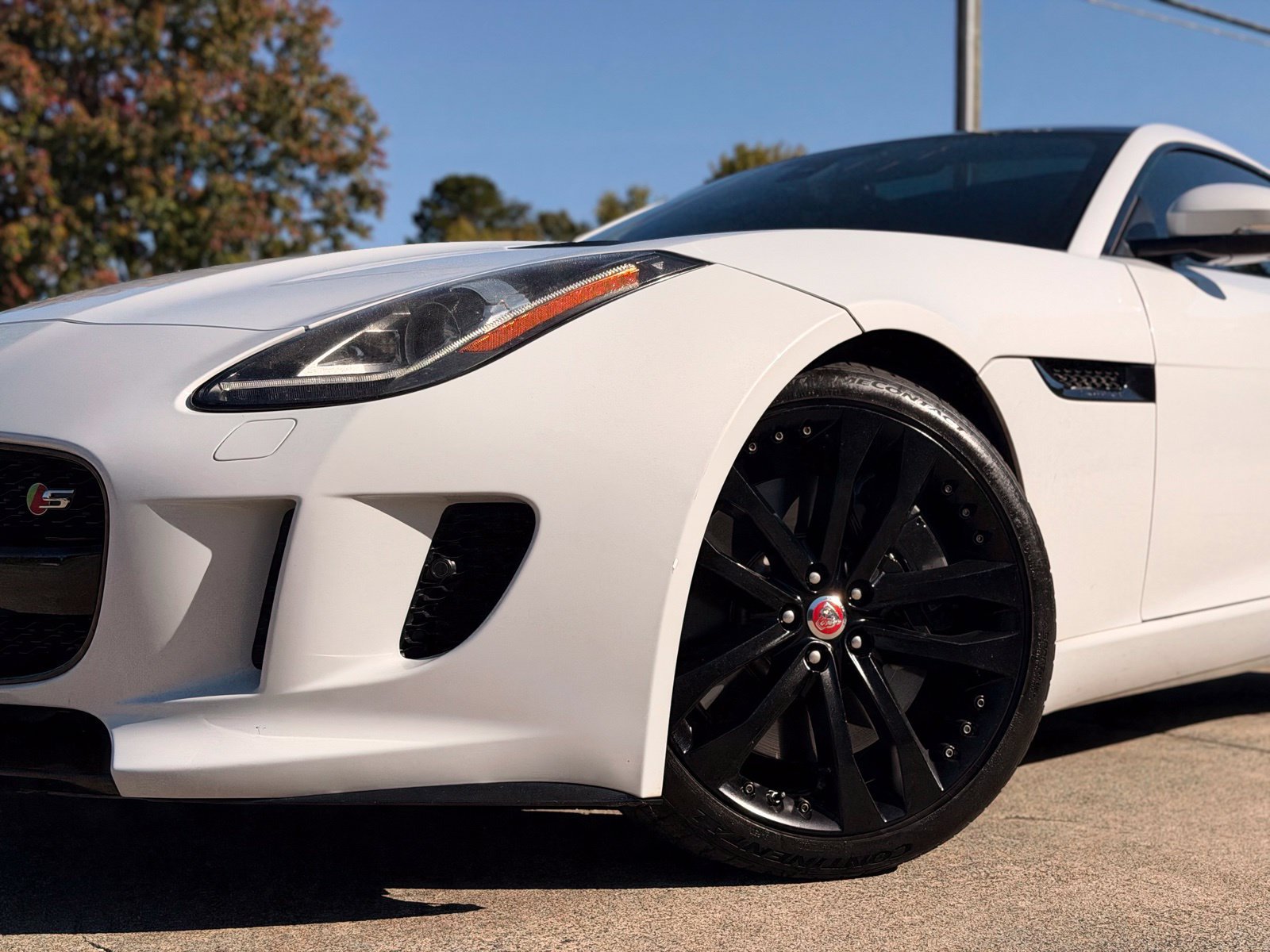 Used 2016 Jaguar F-TYPE S RWD image 5