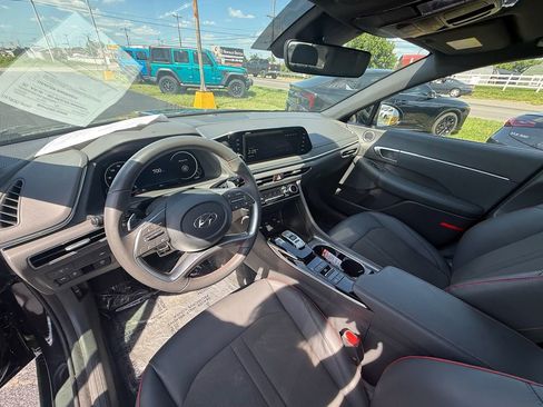 Used 2023 Hyundai Sonata SEL Plus FWD image 14