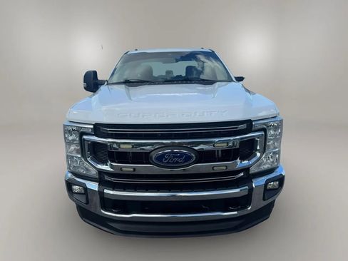 Used 2021 Ford F250 XLT w/ XLT Value Package AWD/4WD image 3