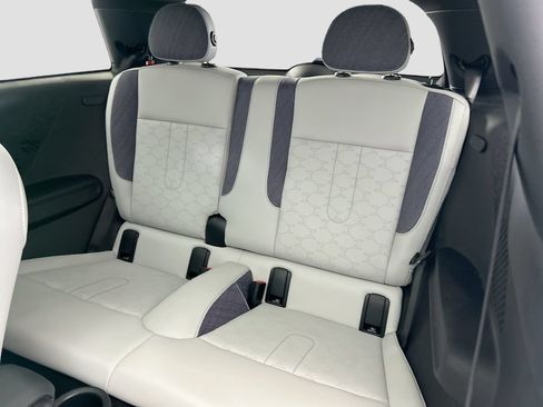 Certified 2026 MINI Cooper S FWD image 23