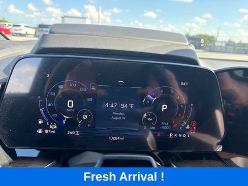 Used 2026 Chevrolet Tahoe High Country AWD/4WD image 6