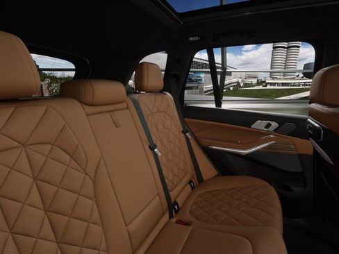 New 2026 BMW X5 sDrive40i w/ M Sport Package RWD image 38