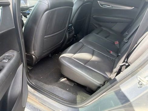 Used 2018 Cadillac XT5 Premium Luxury AWD/4WD image 13