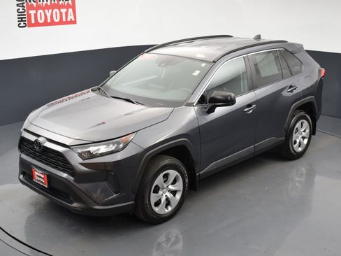 Used 2021 Toyota RAV4 LE image 23