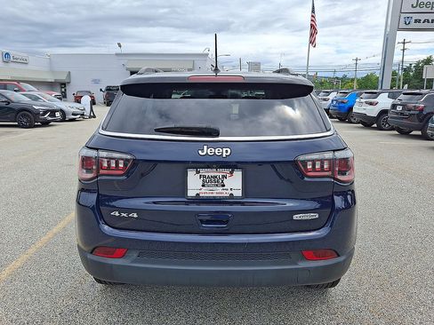 Certified 2018 Jeep Compass Latitude w/ Cold Weather Group AWD/4WD image 23