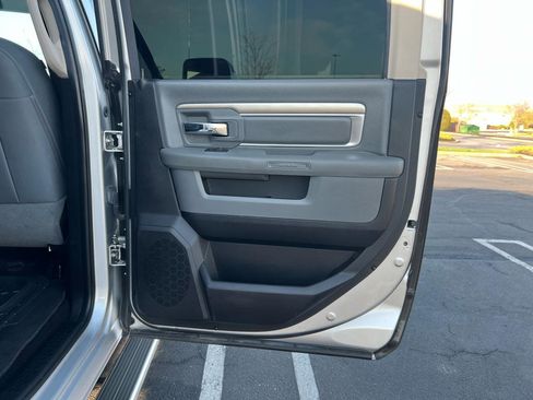 Used 2016 RAM 2500 Big Horn AWD/4WD image 16
